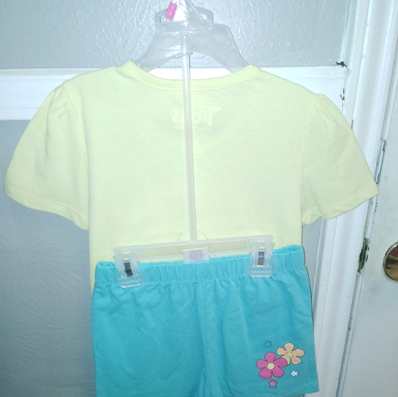 Lil girls outfits size 5/6 7 of them - Picture 7 of 12